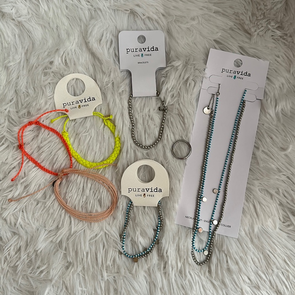 PURA VIDA BRACELET AND NECKLACE BUNDLE